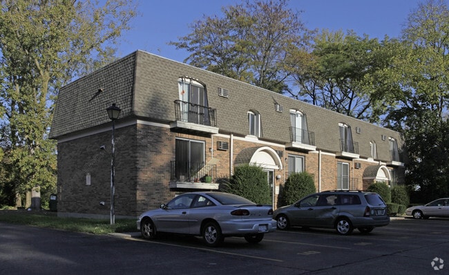Park Regency Apartments - Graceview