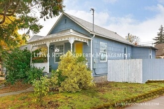 Building Photo - 4503 SE 67th Ave