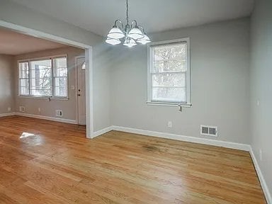 Foto del edificio - 429 Bel-Air Dr