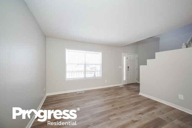 Building Photo - 619 Crystal Woods Cir
