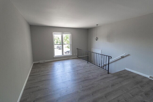 Foto del edificio - 4323 Santa Barbara