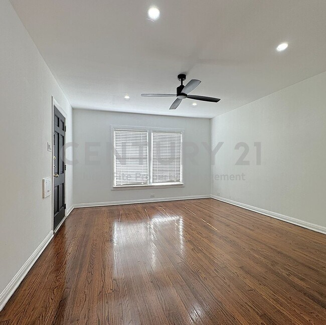 Foto del edificio - Charming 1/1 Lakewood Duplex for Rent!