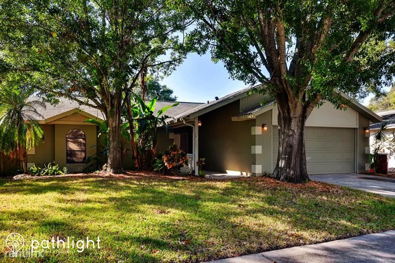 Primary Photo - 3 br, 2 bath House - 2533 Gulfbreeze Circle
