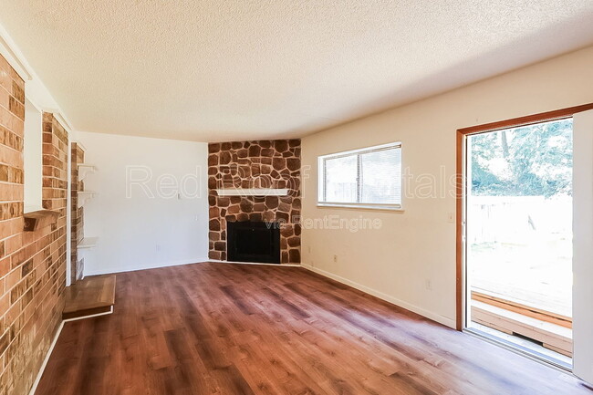 Building Photo - 4414 67th Ave W