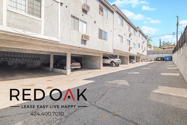 Foto del edificio - 10346 Commerce Ave