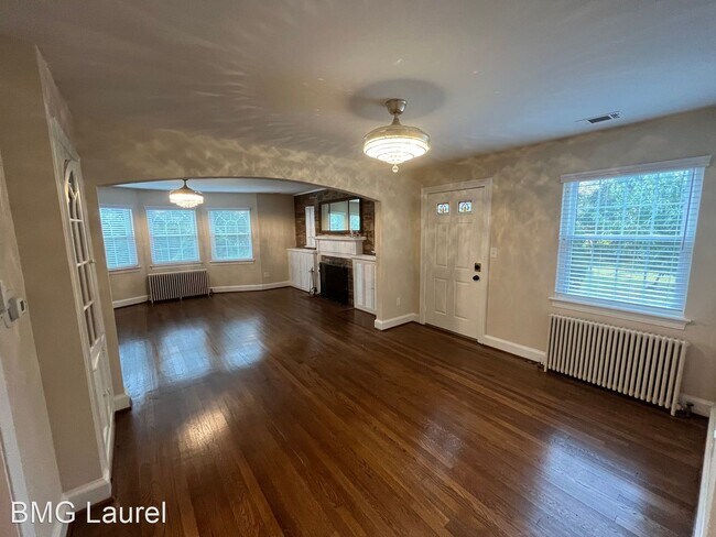 Building Photo - 3 br, 2 bath House - 9003 3rd Ave