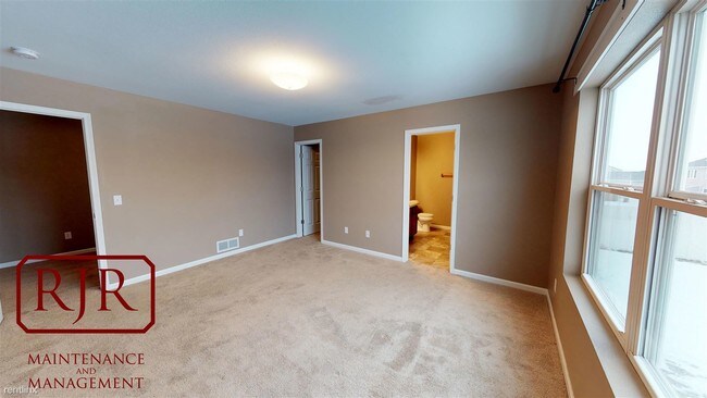 Building Photo - 3 br, 2.5 bath House - 3202 Dortmund Dr