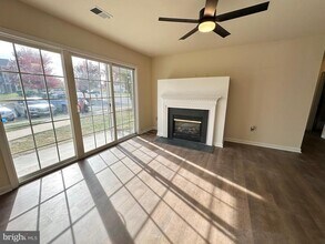 Building Photo - 173 Brookland Ct Building Photo - 173 Brookland Ct