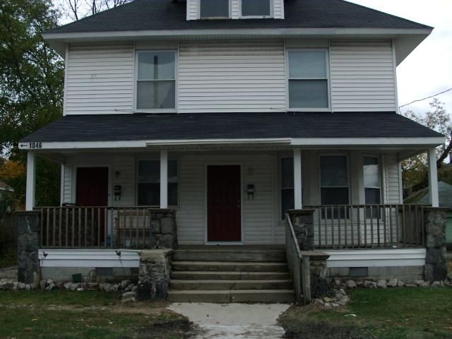Primary Photo - 1 br, 1 bath 4plex - Madison 1046