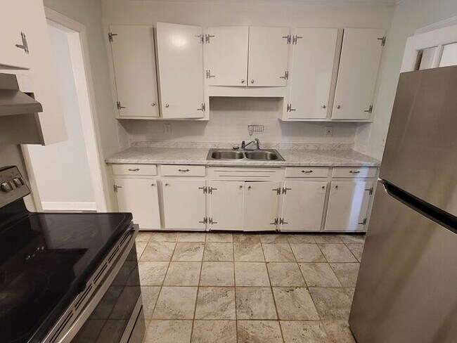 Foto del edificio - Southeast Columbia- Offering Self Guided Tour with RENTLY!