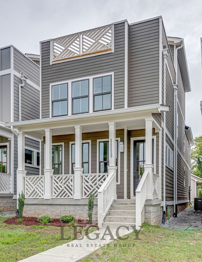 Foto del edificio - 600 45th Ave N