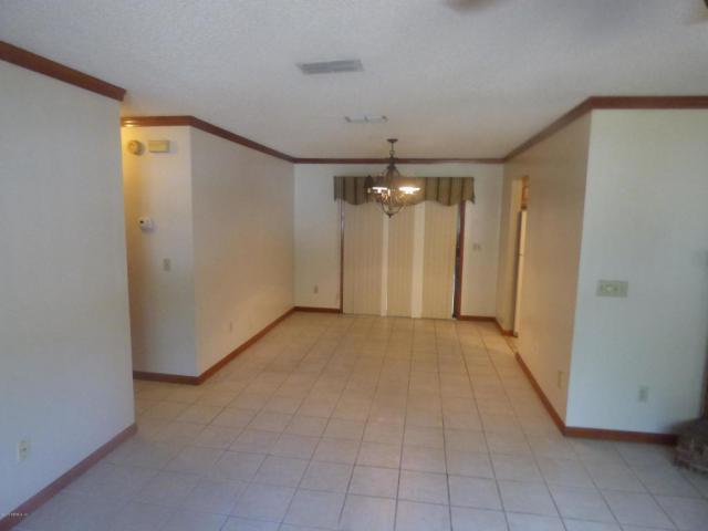 Building Photo - 3 bedroom in Jacksonville FL 32218