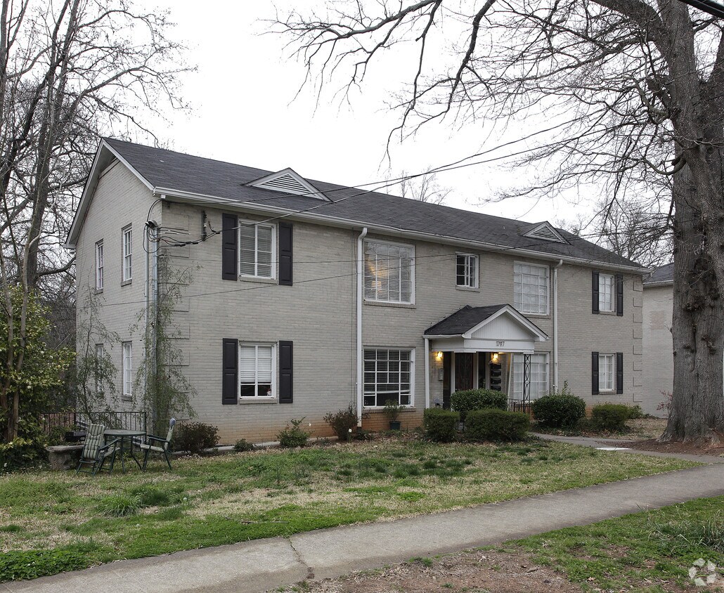 Building Photo - 1797 Rugby Ave