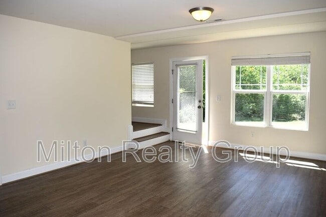 Building Photo - 26 River Stancil Dr
