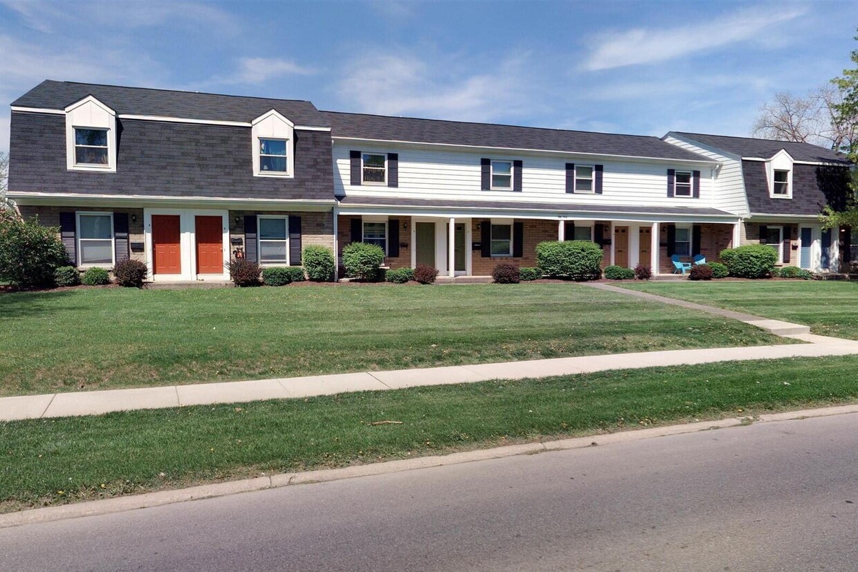 Primary Photo - 5060 Godown Rd