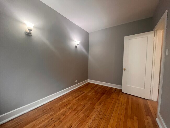 Foto del edificio - 1624 W Sherwin Ave