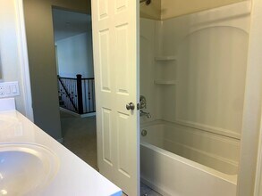 Building Photo - 4650 E Tierra Buena Ln