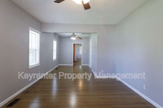 Foto del edificio - 526 S 39th W Ave