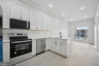 Building Photo - 103 N 63rd St