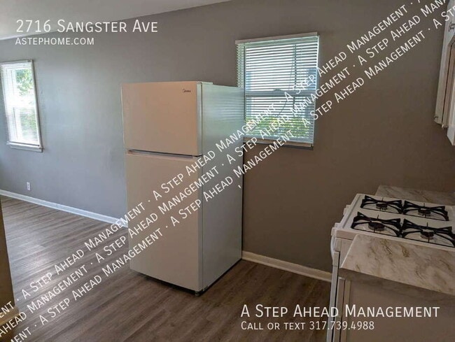Building Photo - 2716 Sangster Ave