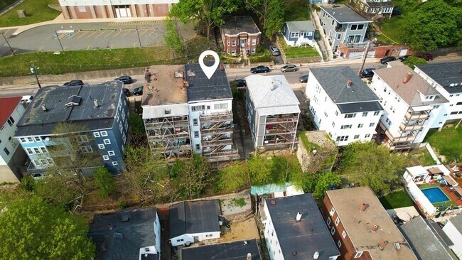 Foto del edificio - 112 Gladstone St