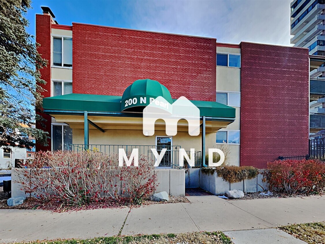 Foto principal - Studio, 1 bath House - 200 N Pearl St #203