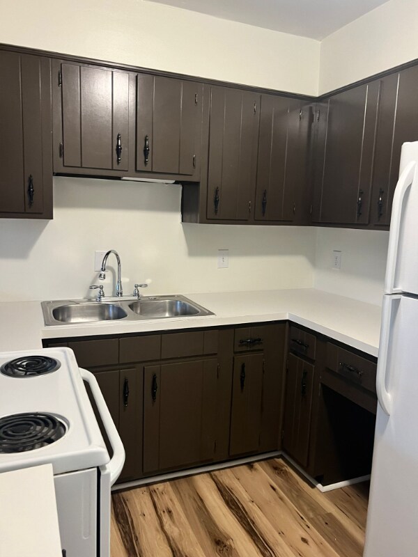 Foto del edificio - 2367 Seneca Dr