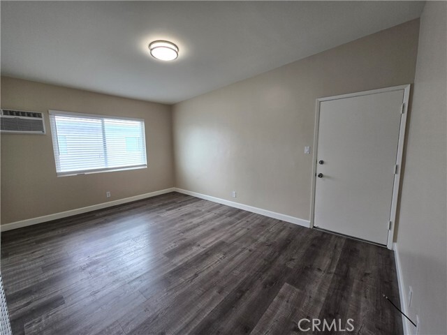 Foto del edificio - 10813 Elliott Ave