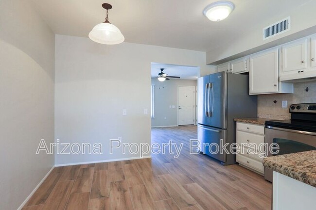 Foto del edificio - 14126 W Pennystone Dr