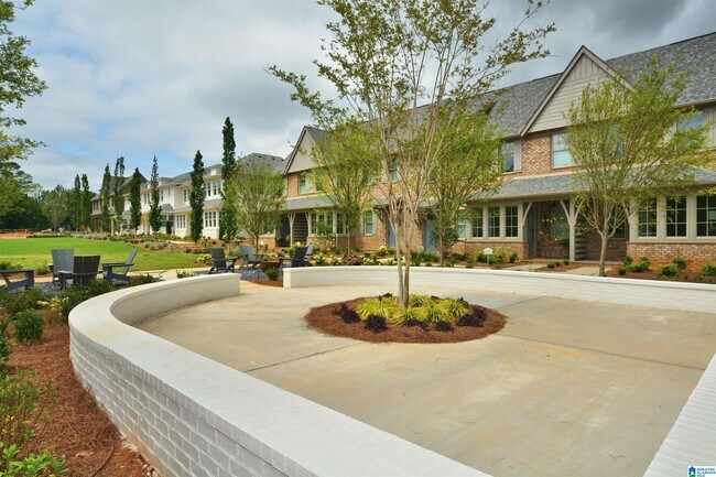 Foto del edificio - 1195 WINDSOR Sq