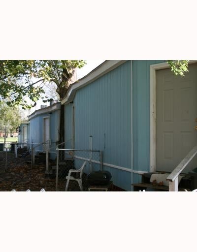 Building Photo - 5 Unit Complex