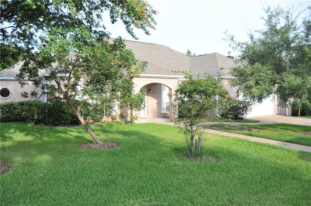 Foto principal - 9310 Stonebridge Dr