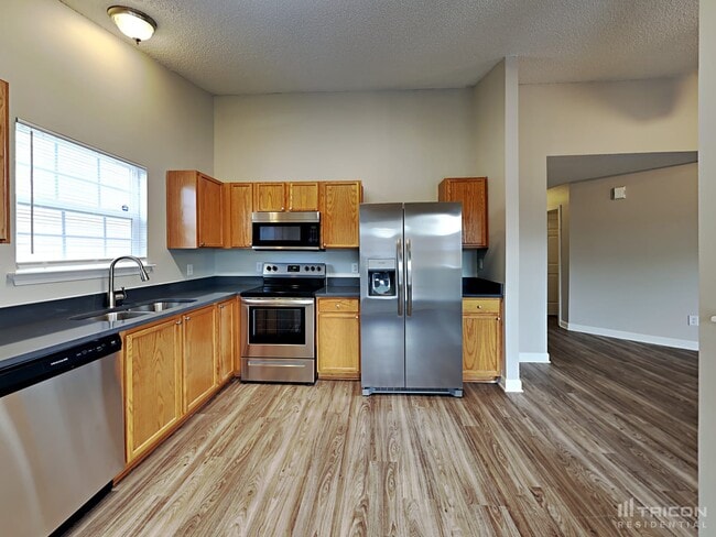 Building Photo - 1630 Clooney Ln