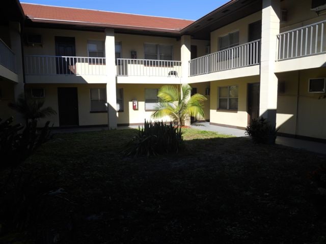 Building Photo - Felicia Villa Apartments