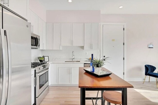 Foto del edificio - 1130 Penn St NE