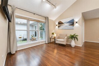 Building Photo - 7023 Brockington Dr