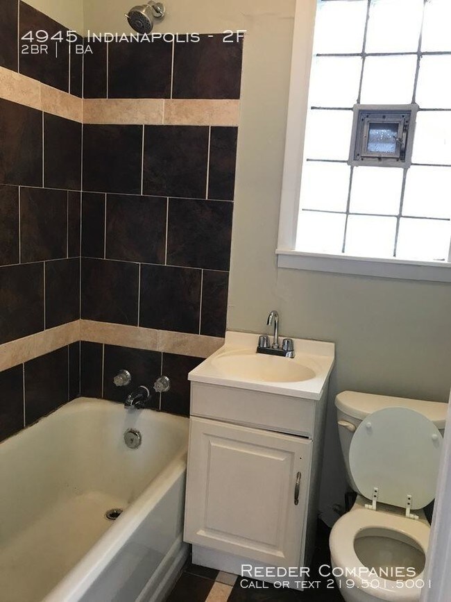 Building Photo - 2 bedroom in East Chicago IN 46312