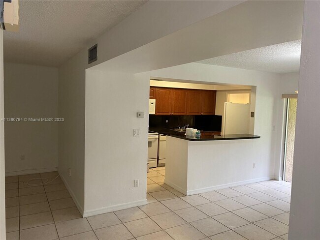 Foto del edificio - 8401 SW 107th Ave