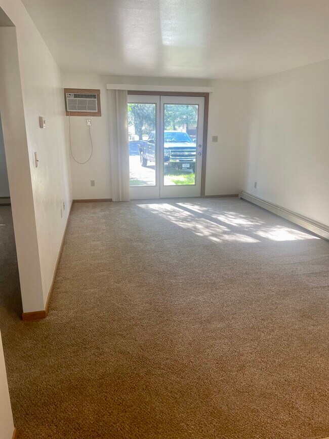 Living Room - 2071 Emery Ct