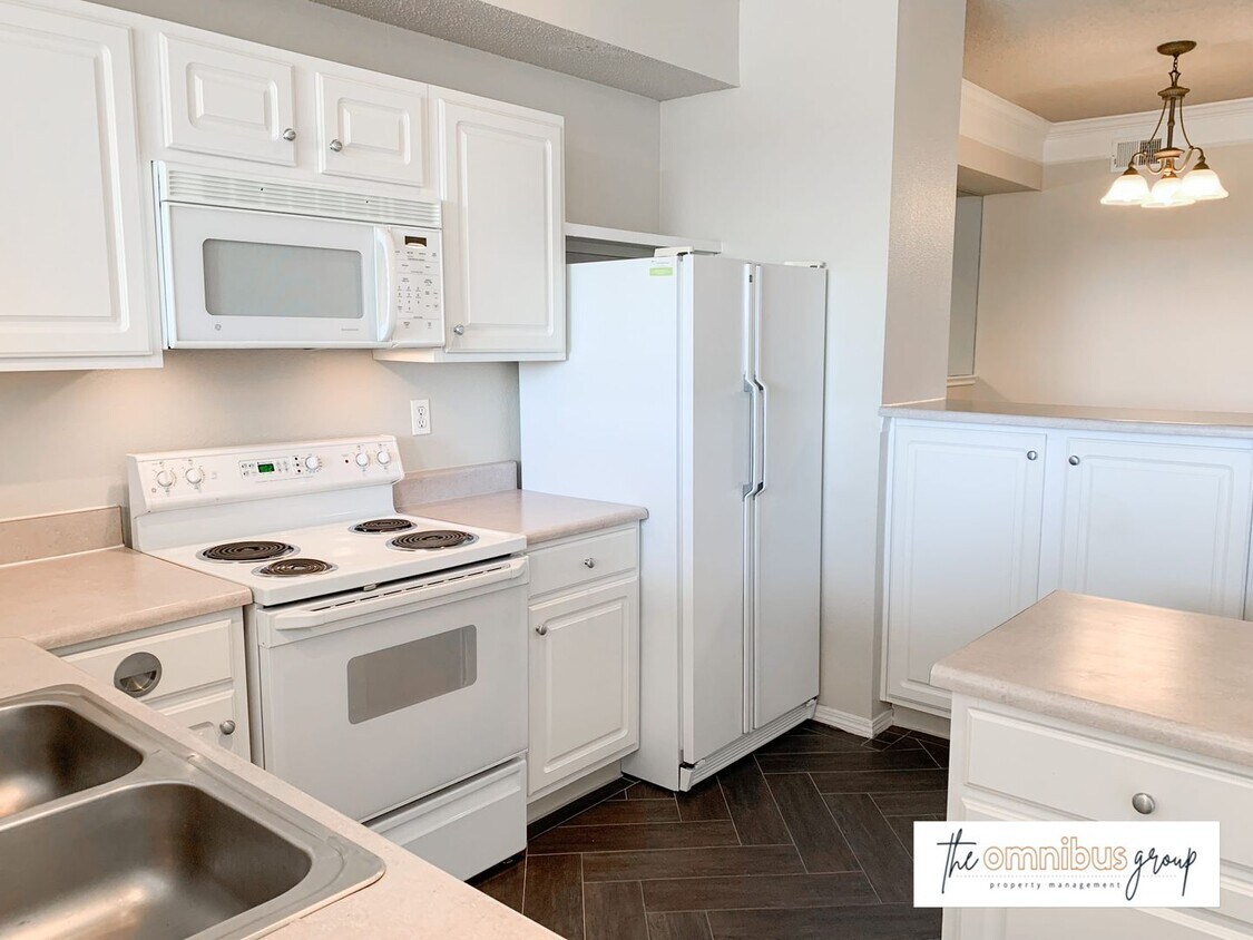 Primary Photo - 2BD/2BA Condo in Superior!
