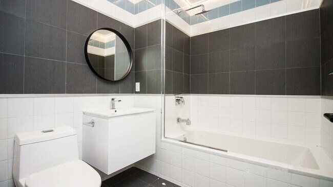 Quintess Apartments Brooklyn Ny Apartments Com