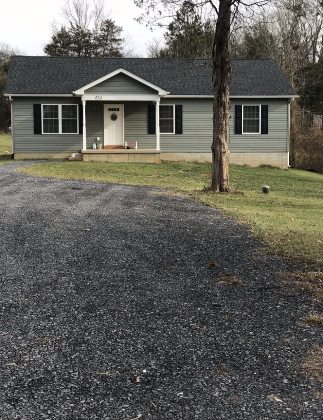 Primary Photo - 3385 Howellsville Rd