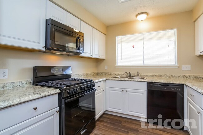 Foto del edificio - 13138 Crystal Cove Dr