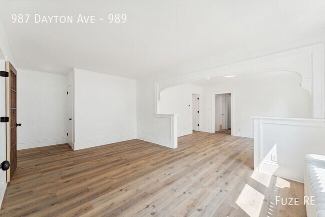 Foto del edificio - 987 Dayton Ave