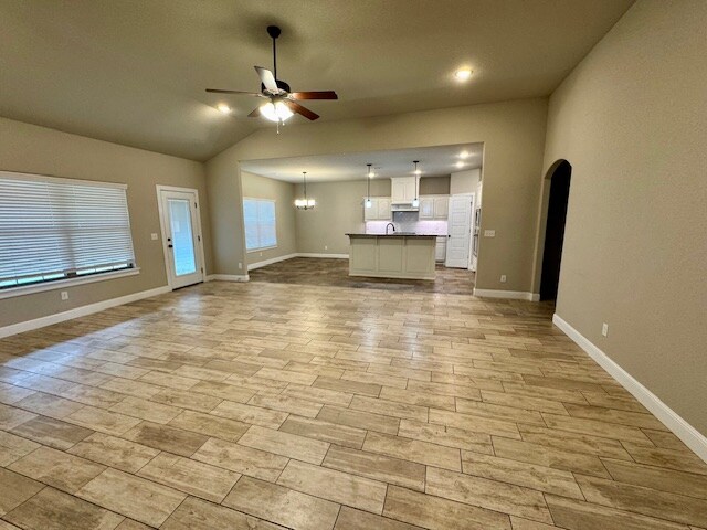 Foto del edificio - 386 E Hayes St