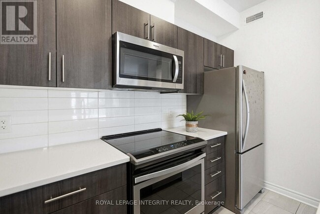 Building Photo - 40 Jaguar Pvt