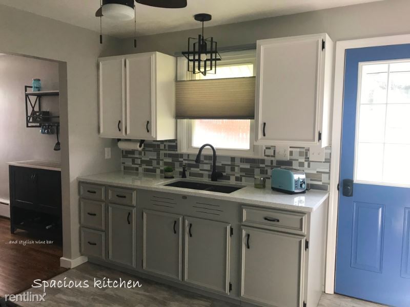 Foto principal - 3 br, 1.5 bath House - 1413 Goucher St