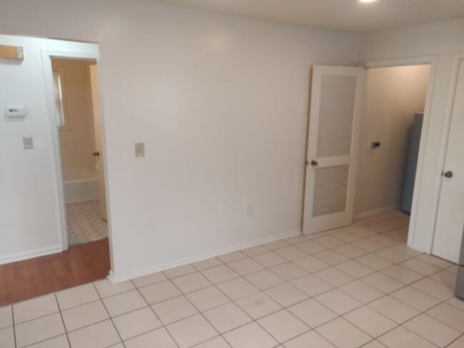 Building Photo - 3442-3442 Heatherfield Dr