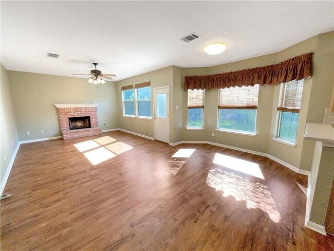 Foto del edificio - 1703 Amber Skyway Cove