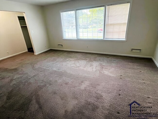 Building Photo - 9400 Habersham Dr